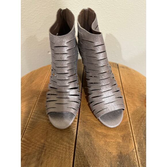 Donald Pliner Greece Leather Peep Toe Sandals size 8.5 - Picture 2 of 8